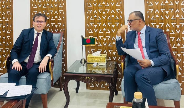 বাণিজ্য উপদেষ্টার সঙ্গে তুরস্কের রাষ্ট্রদূতের সৌজন্য সাক্ষাৎ